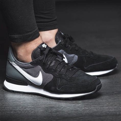 schwarze nike schuhe damen leder